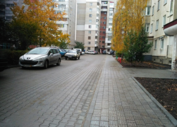 У Тернополі відремонтували двір на вулиці Київській