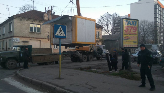 У Тернополі забрали нелегальний “МАФ”