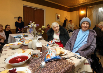 До Дня Миколая в управлінні соцполітики відбувся святковий обід