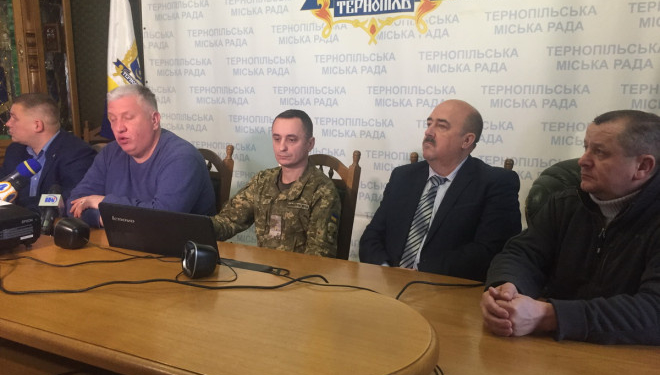 З Тернополя бійцям на передову передали понад 4 тонни подарунків