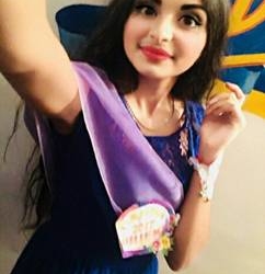 Правоохоронці розшукують зниклу дівчину (фото)