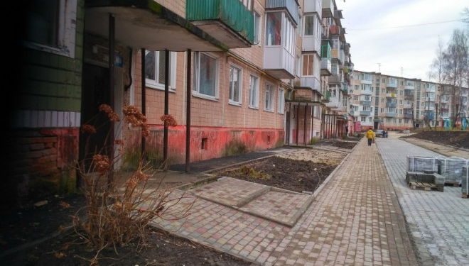 Як гарно у Тернополі навели порядки ще в одному дворі