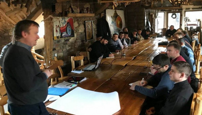 У Тернополі священики працювали над стратегію духовної опіки молоді