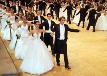 Тернополян запрошують у вишукану атмосферу розкоші та пристрасті