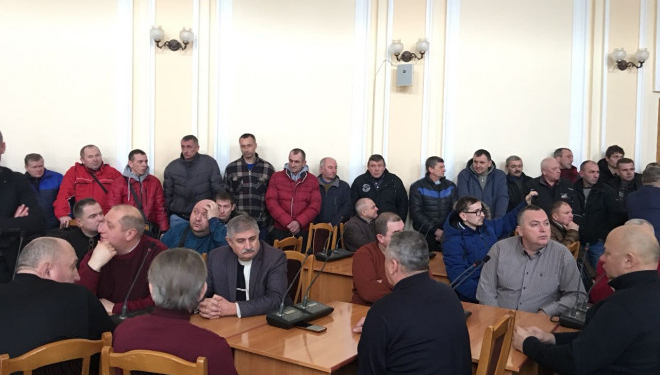 Водії тернопільських маршруток не змогли вирішити, що їм не подобається у електронному квитку?