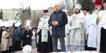 Урочисте освячення Йорданської води відбулося на набережній ставу 