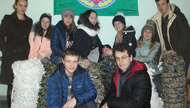 Як тернопільські студенти військовим перед Різдвом допомогли