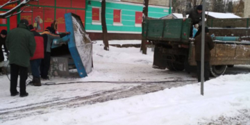 На вулиці Миру в Тернополі демонували старий кіоск (фото)