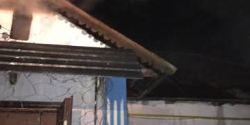 На Тернопільщині ледь не згорів будинок