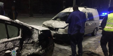 П’яний водій врізався у чуже авто