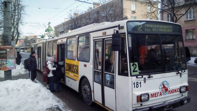 Тернопіль очікує на прибуття «ювілейного», 30-го по рахунку тролейбуса «Škoda 15Tr