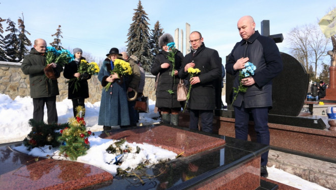 Пам’ять загиблих воїнів АТО вшанували на Микулинецькому кладовищі 