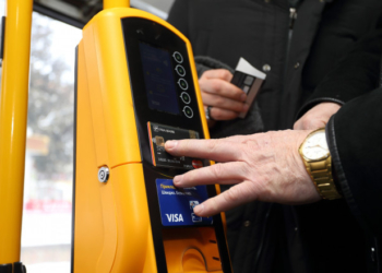 У громадському транспорті Тернополя запровадили безготівкову оплату