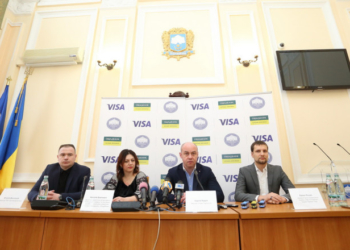 У Тернополі в громадському транспорті можна розрахуватися за допомогою банківських карток VISA і NFC-пристроїв