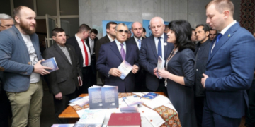 Сам Степан Кубів прибув на презентацію Тернополя у столиці