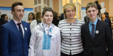 Юний школяр з Борщівщини демонстрував свій проект Петру Порошенку