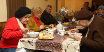 У Тернополі щодня майже 60 тернополян можуть пообідати в «Благодійній їдальні»