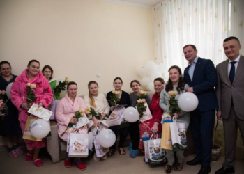 Сьогодні свідоцтва про народження отримали 18 малюків (фото)