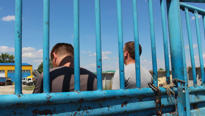 «Бізнес» по-старому, або чому горбатого не може виправити навіть дефолтна могила?
