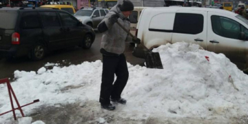 Як муніципали борються з недбальством деяких тернополян