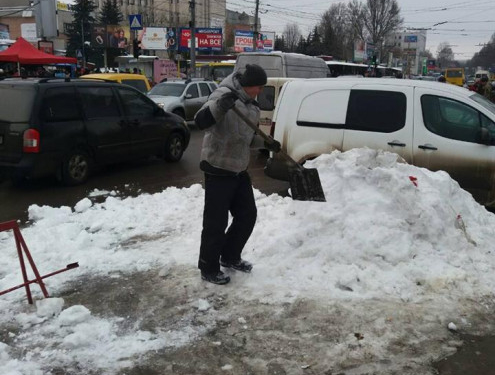 Як муніципали борються з недбальством деяких тернополян