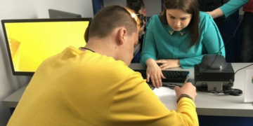 На Тернопiльщинi в ОТГ вперше розпочали оформлення українських та закордонних паспортів (фото)