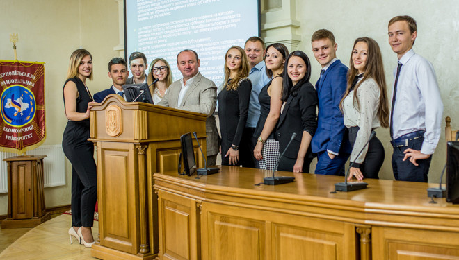 У ТНЕУ створюють усі умови для самореалізації молоді