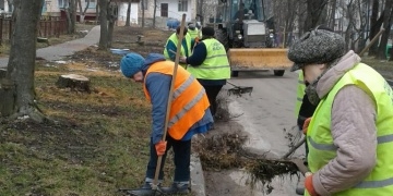 Як у Тернополі триває двомісячник благоустрою (фотофакт)