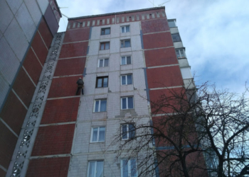 У Тернополі ремонтують міжпанельні шви (фотофакт)