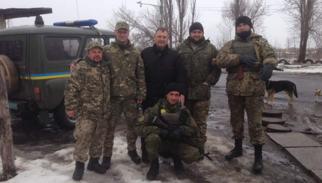Тернополяни, які служать на передовій, отримали великодні подарунки (Фото)