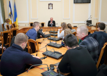У Тернополі навчають, як бути помічниками депутатів