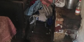 Яке жахіття: на Тернопільщині у антисанітарії живуть четверо дітей