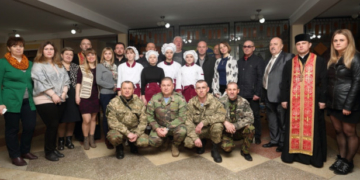 Бійцям на передову з Тернополя відправили 15 тонн продуктів та предметів першої необхідності (фото)