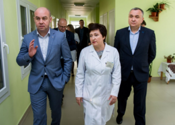 На Купчинського, 14 у міській дитячій лікарні відремонтували інфекційне відділення