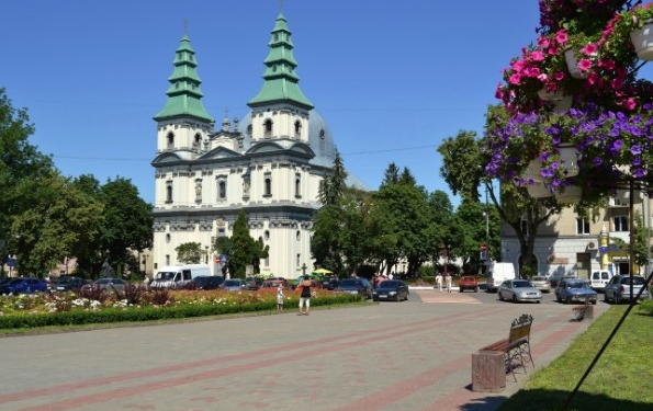 Тур вихідного дня: що подивитися й де зняти квартиру подобово в Тернополі