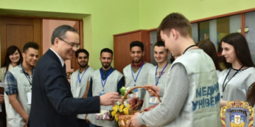 Тернопільські студенти організували акцію “Зроби життя дітей щасливішими”