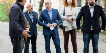 Очільник Тернополя зранку побував на вулиці Карпенка, 1 (фото)