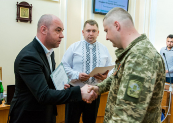 У Тернополі учасники АТО вчергове отримали квартири у новобудовах