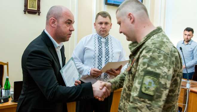 У Тернополі учасники АТО вчергове отримали квартири у новобудовах