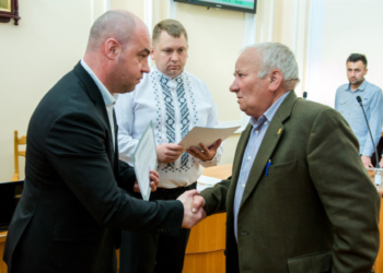 Бійці АТО з Тернополя отримали сертифікати на квартири