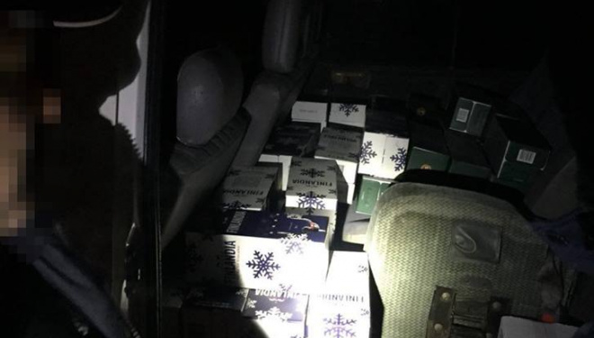 Більше 200 літрів фальшивої горілки знайшли в автівці тернополянина