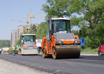 Як тривають ремонтні роботи дороги М-12 на ділянці Тернопіль-Підволочиськ (фото, відео)