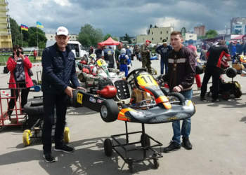 Всеукраїнські відкриті змагання учнівської молоді з картингу провели в Тернополі 