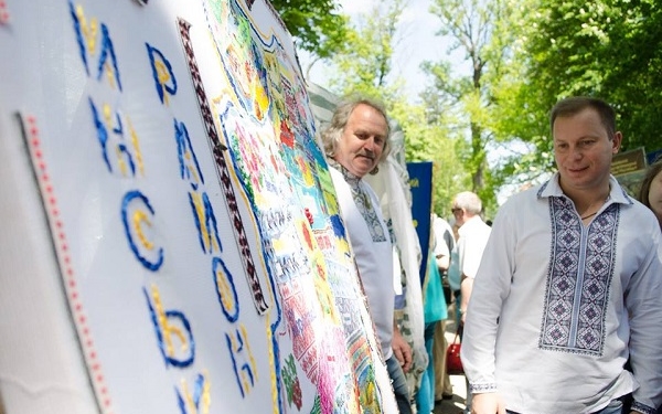 На Тернопільщині відкрили літній туристичний сезон святкуванням Дня міста Збараж (фото)