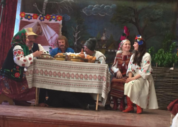 На Тернопільщині у селі Буцнів “влаштували” свою “Сорочинську ярмарку” (фото)