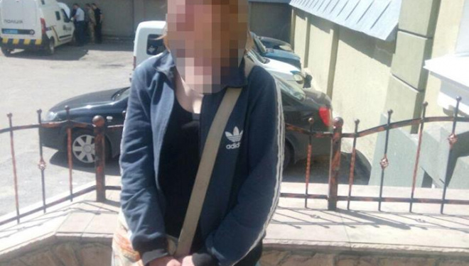 У Терополі за інтимним заняттям знайшли жінку зі списку розшукуваних злочинців