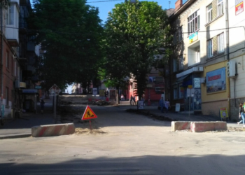 Що роблять у Тернополі на Шашкевича? (фотофакт)