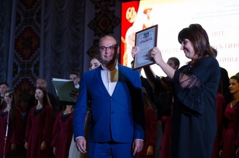 Тернопільському обласному державному музичному училищу — 60 років