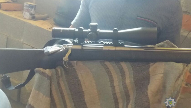 Грабіж та незаконне зберігання зброї, – не повний перелік “гріхів” жителя Тернопільщини