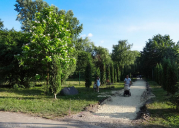 Біля зоокутка в Тернополі триває ремонт (фото)